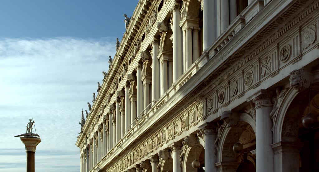 gallery-img-0